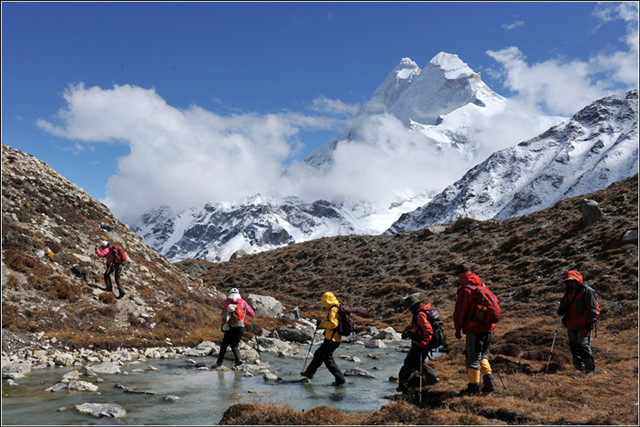 tibet hiking tours